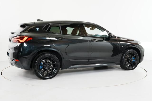 BMW X2 xDrive25e PHEV 220 pk | SOH 93% | M Sport | Pano | Head-up | Adaptive Cruise |
