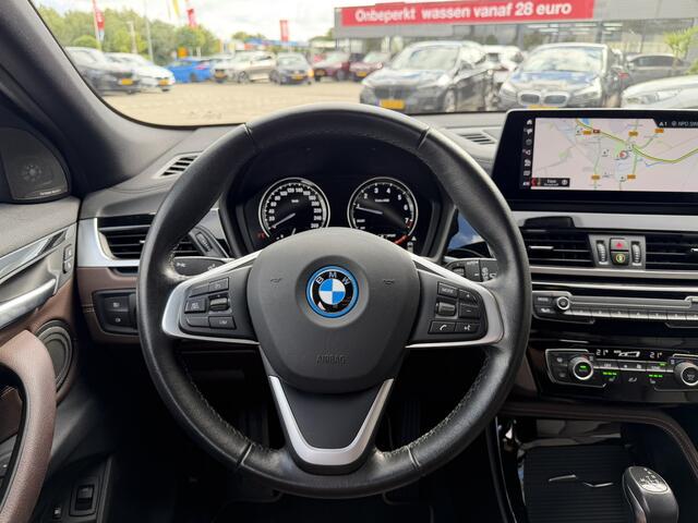 BMW X2 xDrive25e Executive xLine Leder Stoelverwarming Head-Up Display LED Harman-Kardon PDC 18 Inch Garantie t/m 14-05-2028