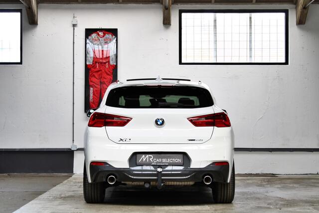 BMW X2 sDrive20i High Executive Edition M Sport | 20" | Apple Car Play | Panoramadak | Dealer onderhouden