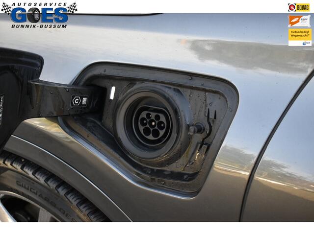 BMW X2 xDrive25e High Executive | M-pakket | Leder | Stoelverwarming
