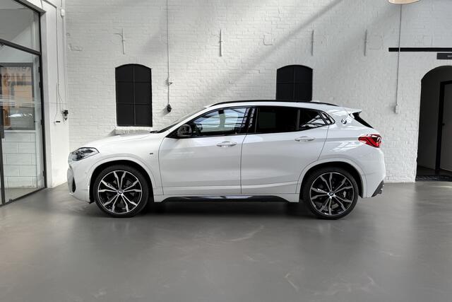 BMW X2 sDrive20i High Executive Edition M-Sport Panoramadak - Head up - stuurverwarming