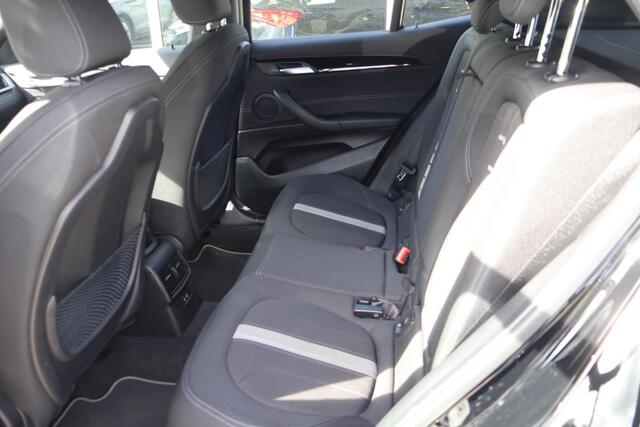 BMW X2 sDrive18i High Executive