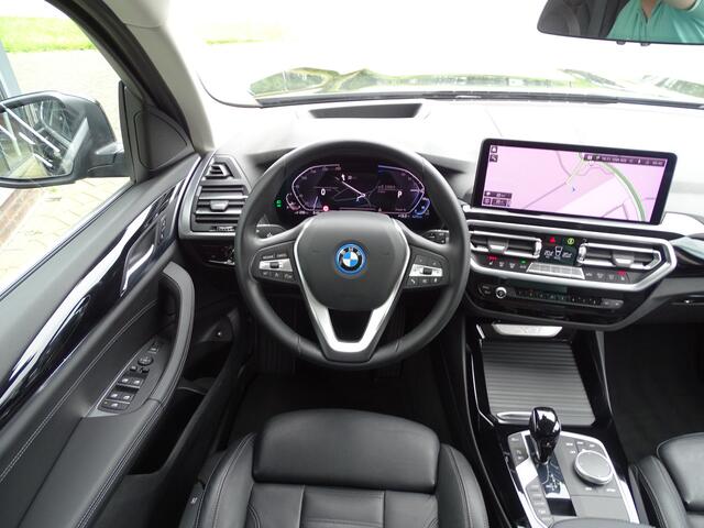 BMW X3 xDrive30e High Executive Trekhaak Comfort Head-up Laser Hifi Cockpit pro 19"LM Velgen