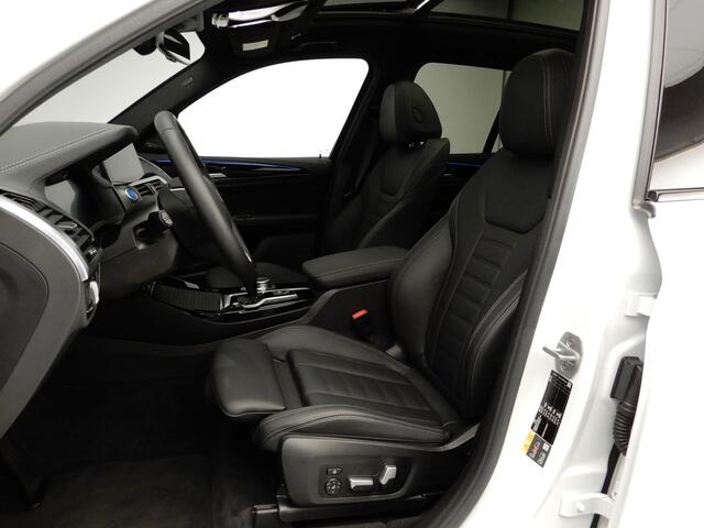 BMW X3 iX3 High Executive 80 kWh LED / Leder / HUD / Trekhaak / Schuifdak / Sportstoelen / DAB / Harman-kardon sound / Alu 20 inch