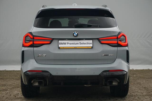 BMW X3 xDrive30i High Executive M Sport Harman Kardon / Panorama Dak / Trekhaak / Comfort Acces / Stoel- en Stuurverwarming