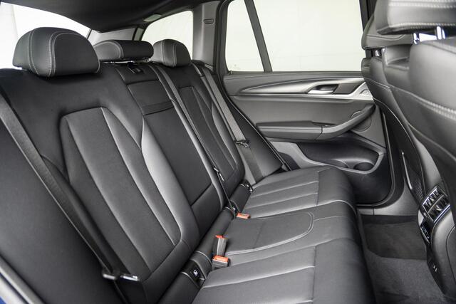 BMW X3 iX3 Executive 80 kWh | Driving Assistant Professional | Achteruitrijcamera | Sportstoelen voor |