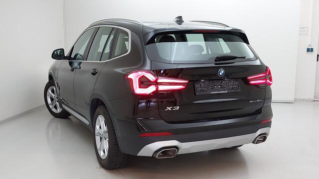 BMW X3 xDrive30e | 2023 | Camera | Stoelverwarming | Zomer+Winterset