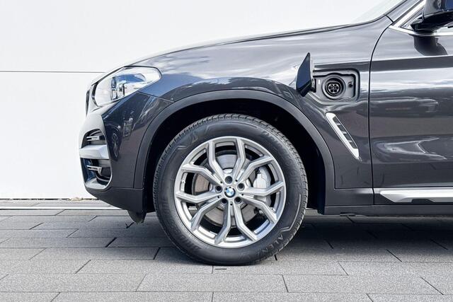 BMW X3 xDrive30e