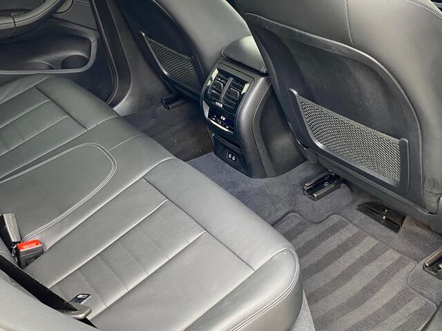 BMW X3 xDrive20i High Executive Ed. / Driving assist/ H.Kardon