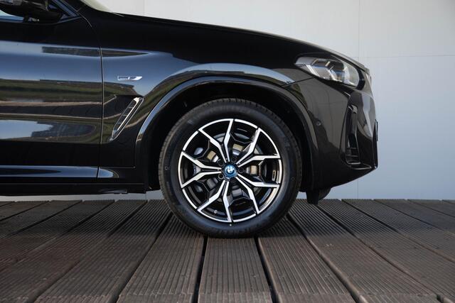 BMW X3 xDrive30e M Sportpakket | High Executive | Glazen schuif-kanteldak | 19 inch | Trekhaak