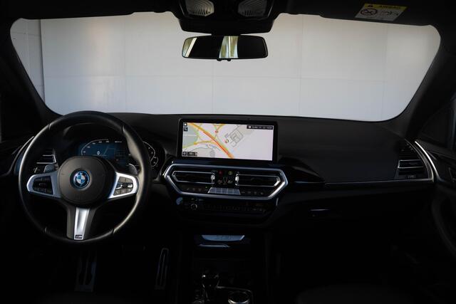 BMW X3 xDrive30e M Sportpakket | High Executive | Glazen schuif-kanteldak | 19 inch | Trekhaak