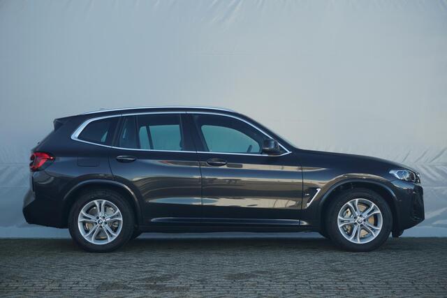 BMW X3 xDrive30e M Sport / Stoelverwarming en Ventilatie / Elektrische Stoelen / Laserlight / Hifi