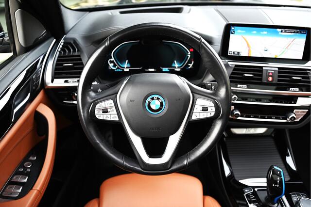 BMW X3 iX3 High Executive / Sportstoelen / Adaptieve LED / Parking Assistant Plus / Comfort Access / Head-Up / Driving Assistant Professional