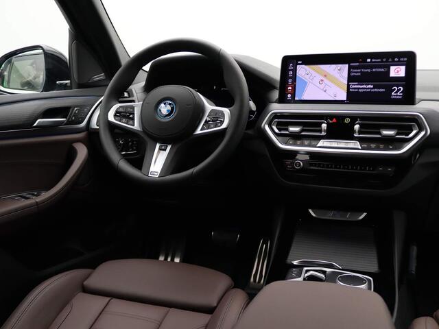 BMW X3 iX3 High Executive | Parking Pack | Safety Pack | Shadow Line Pack | Stuurwielrand Verwarmd | Trekhaak | Panoramadak | Driving Assistant Professional | Head-Up Display | Harman Kardon | 20''