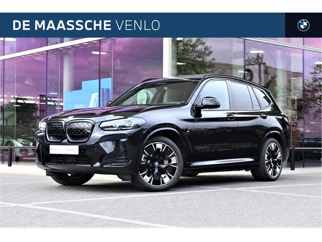 BMW X3 iX3 High Executive M Sport / Panoramadak / Trekhaak / Sportstoelen / M Adaptief onderstel / Adaptieve LED / Parking Assistant Plus / Gesture Control / Comfort Access