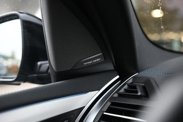 BMW X3 iX3 High Executive Automaat / Sportstoelen / Stoelverwarming / Adaptief onderstel / Parking Assistant Plus / Adaptieve LED / Harman Kardon / Head-Up / Live Cockpit Professional