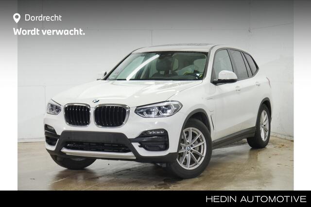 BMW X3 xDrive30e | Panorama | Head-Up | Trekhaak | Hifi |