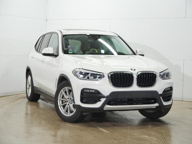 BMW X3 xDrive30e | Panorama | Head-Up | Trekhaak | Hifi |