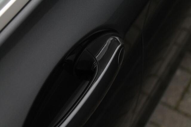 BMW X3 iX3 High Executive / Adaptieve LED / Sportstoelen / Head-Up / Parking Assistant Plus / Gesture Control / Comfort Access