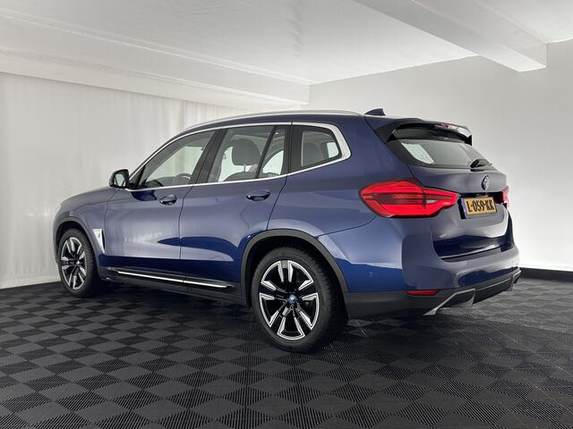 BMW X3 iX3 Executive 80 kWh [ 3-Fase ] (INCL-BTW) *PANO | ADAPTIVE-CRUISE | VERNASCA-FULL-LEATHER |DIGI-COCKPIT | FULL-LED | BLIND-SPOT | CAMERA | DAB+ | SPORTSEATS | 19''ALU*