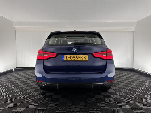 BMW X3 iX3 Executive 80 kWh [ 3-Fase ] (INCL-BTW) *PANO | ADAPTIVE-CRUISE | VERNASCA-FULL-LEATHER |DIGI-COCKPIT | FULL-LED | BLIND-SPOT | CAMERA | DAB+ | SPORTSEATS | 19''ALU*
