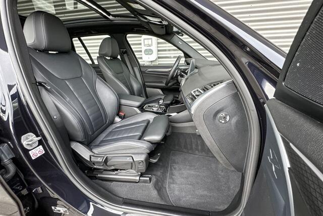 BMW X3 xDrive30e High Executive / M Sportpakket / Panoramadak / 20 Inch / Comfort Acces / Geluidsisolerende Ramen / Led Koplampen / Dimmende Binnen & Buitenspiegel / Driving Assistant / Hifi