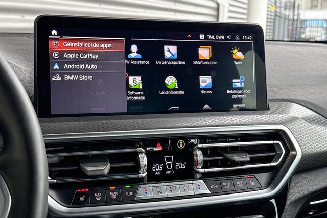 BMW X3 xDrive30e High Executive / M Sportpakket / Panoramadak / 20 Inch / Comfort Acces / Geluidsisolerende Ramen / Led Koplampen / Dimmende Binnen & Buitenspiegel / Driving Assistant / Hifi