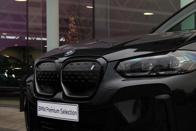 BMW X3 iX3 High Executive 80 kWh / Sportstoelen / Stoelverwarming / M Adaptief onderstel / Live Cockpit Professional / Harman Kardon / Head-Up / Parking Assistant Plus