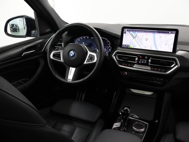 BMW X3 xDrive30e High Executive M-Sport | Panoramadak | FaceLift | Sportstoelen | ShadowLine | Harman/Kardon | HUD | Camera | Apple CarPlay | Stoelverw. | Ele. verstelbare stoelen + Geheugen |