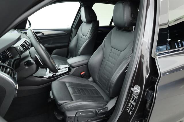 BMW X3 xDrive20i M Sport | HUD | Navi | Camera | Keyless | 19'' | Stoelverw. | Apple CarPlay