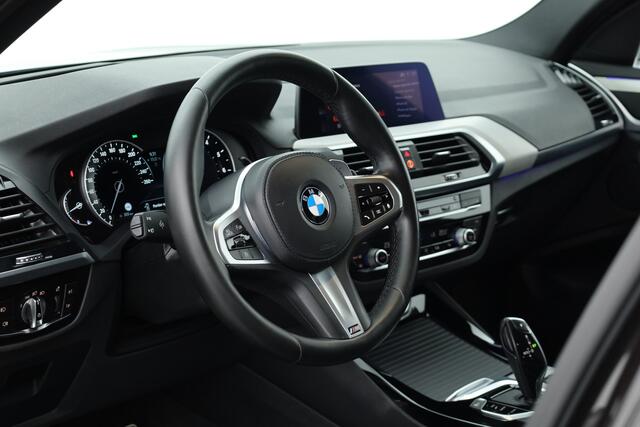 BMW X3 xDrive20i M Sport | HUD | Navi | Camera | Keyless | 19'' | Stoelverw. | Apple CarPlay