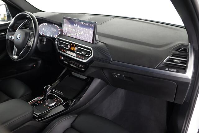 BMW X3 xDrive30e High Executive / Opendak / HUD / Leder / LED / CarPlay