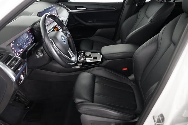 BMW X3 xDrive30e High Executive / Opendak / HUD / Leder / LED / CarPlay