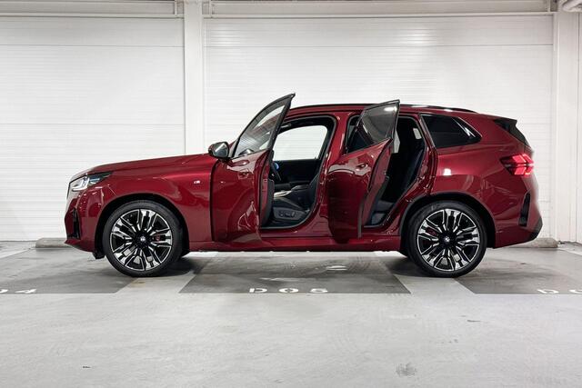 BMW X3 20 xDrive | M-Sport Pro | Professional Pack | Premium Pack | Comfort Pack | Harman/Kardon | Panoramadak | Comfort Access | Trekhaak
