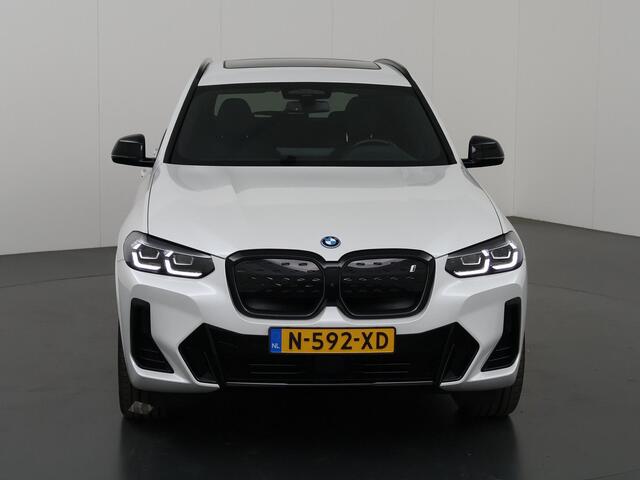 BMW X3 iX3 High Executive 80 kWh M Sport | Panoramadak | Stoelverwarming | Cruise Control Adaptief | Camera 360° |