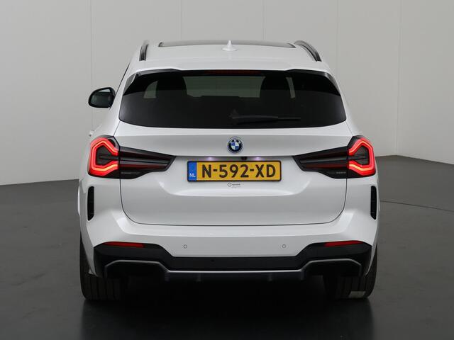 BMW X3 iX3 High Executive 80 kWh M Sport | Panoramadak | Stoelverwarming | Cruise Control Adaptief | Camera 360° |
