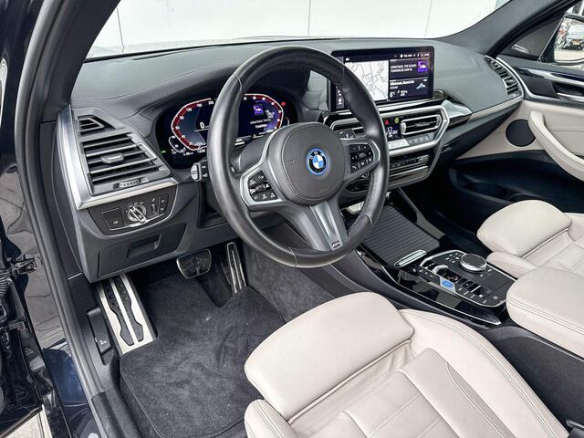 BMW X3 iX3 High Executive M-Sport Comfort Acces / Geluids isolerende Ramen / Getinte Ramen / Shadow Line Koplampen / Binnen & Buitenspiegel Automatisch Dimmend / Parking Plus / Head Up Display / Harman Kardon