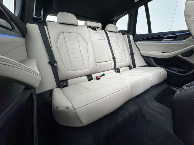 BMW X3 iX3 High Executive M-Sport Comfort Acces / Geluids isolerende Ramen / Getinte Ramen / Shadow Line Koplampen / Binnen & Buitenspiegel Automatisch Dimmend / Parking Plus / Head Up Display / Harman Kardon