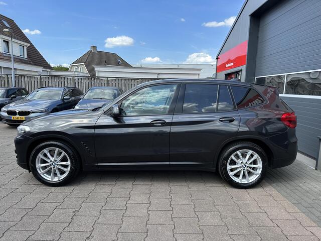 BMW X3 xDrive20i elek.trekh. Navi. LED Camera Leder