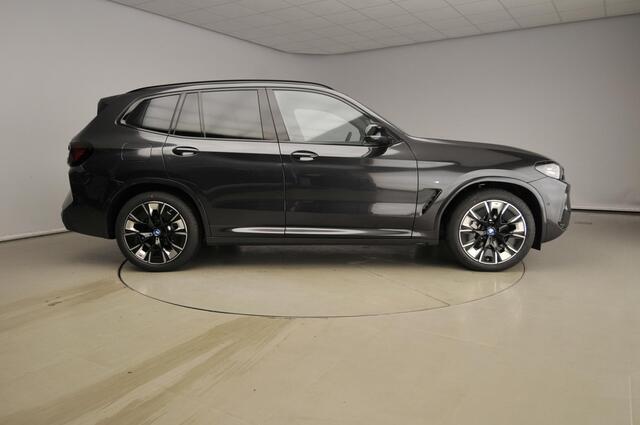BMW X3 iX3 High Executive Edition | Parking Pack | Safety Pack | Shadow Line Pack