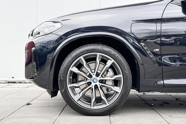 BMW X3 xDrive30e High Executive M-Sport Comfort Acces / Glazen Schuifdak / Dimmende Binnen & Buitenspiegel / Led Koplampen / Hifi / Active Protection / Stoelverwarming / Galvanische Bedienings Elementen