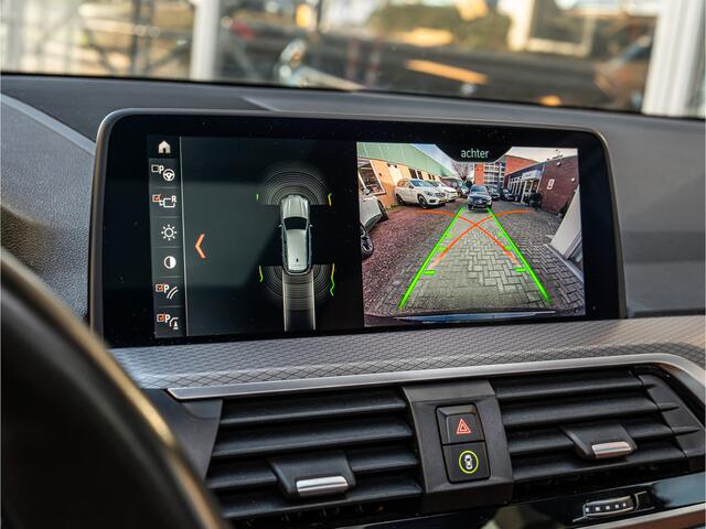 BMW X3 xDrive20i High Exe M-Sport ORG NL PANO 20 INCH CAMERA SHADOW LINE