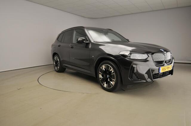 BMW X3 iX3 High Executive Edition 80 kWh Leder / Trekhaak / Harman-Kardon / Adaptive LED / Getint Glas / Alu wielen 20 inch