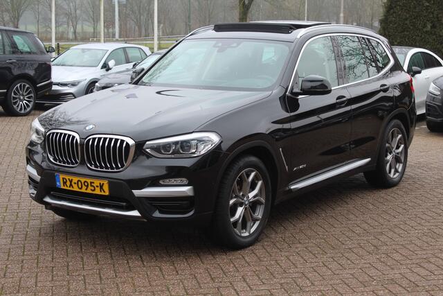 BMW X3 xDrive20d High Exe. / Panoramadak / Camera / Leder / Head-up / 19'' / Navigatie / Stoelverwarming / Cruise Control