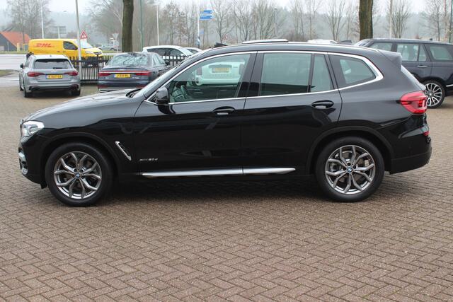 BMW X3 xDrive20d High Exe. / Panoramadak / Camera / Leder / Head-up / 19'' / Navigatie / Stoelverwarming / Cruise Control