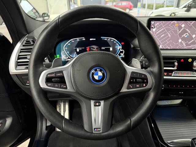 BMW X3 xDrive30e M-Sport Shadow NWE MODEL!! Pano/360Camera/Leder/Apple