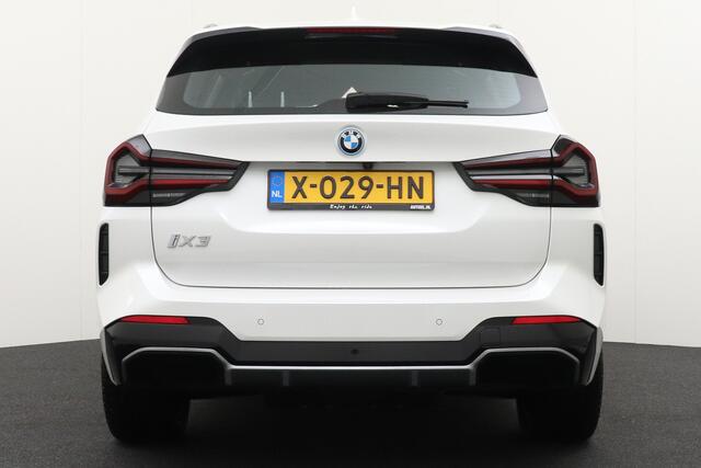 BMW X3 iX3 80 kWh M-Sport Pano-dak Adapt. Cruise Dodehoek Camera