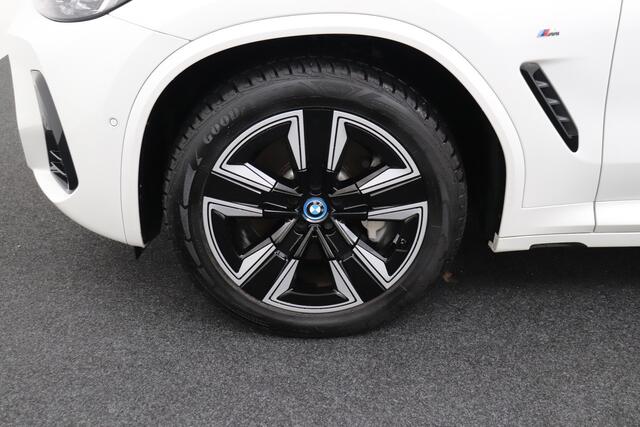 BMW X3 iX3 80 kWh M-Sport Pano-dak Adapt. Cruise Dodehoek Camera