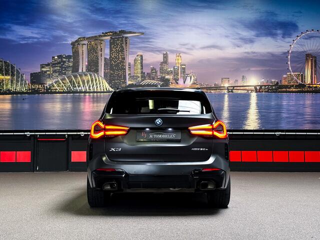 BMW X3 xDrive30e High Executive |FrozenBlack|Panorama|M-Pakket|Camera