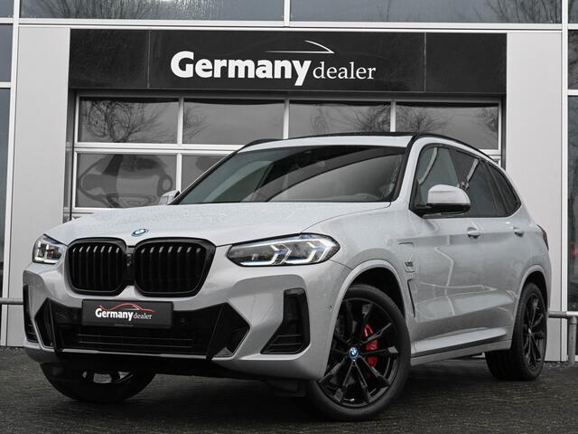 BMW X3 xDrive30e 292pk M-Sport Laser Pano HUD Tr-Haak Carbon M-Brooklyn